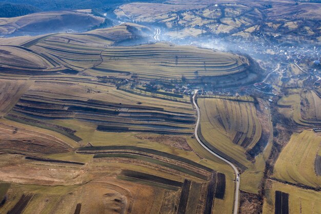 Luftansicht über landwirtschaftliche Felder