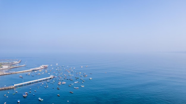 Luftaufnahme der Chorrillos-Promenade in Lima