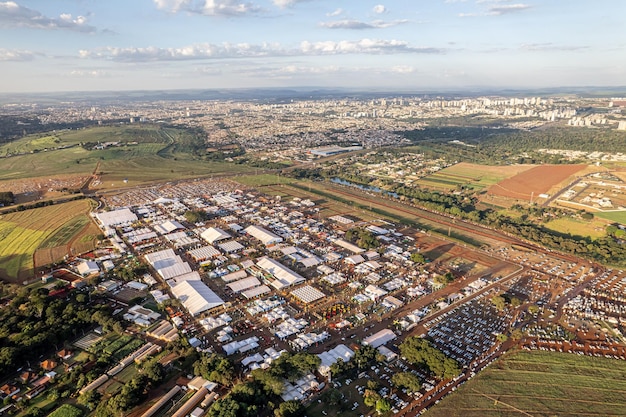 Luftaufnahme der internationalen Fachmesse für Landtechnik Agrishow Ribeirao Preto Brasilien