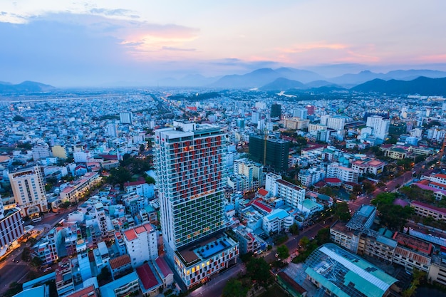 Luftaufnahme der Nha Trang-Skyline