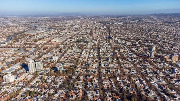 Luftaufnahme der Stadt Mendoza