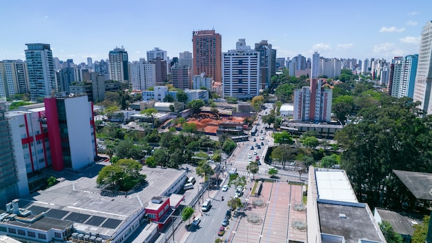 Luftaufnahme der Stadt Sao Paulo, Brasilien. In der Nachbarschaft von Vila Clementino, Jabaquara.
