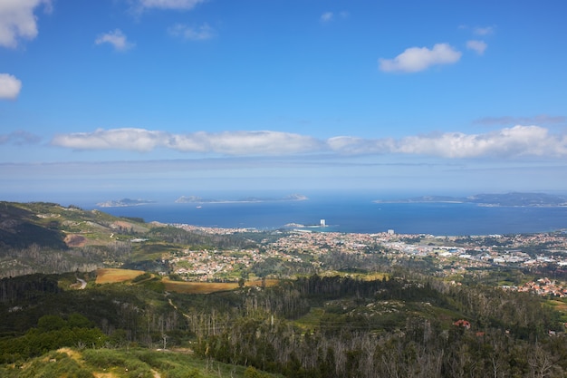 Luftaufnahme der Stadt Vigo.