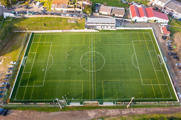 Luftaufnahme des Fußballplatzes