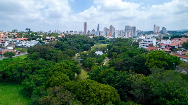 Luftaufnahme des Stadtteils Campolim in Sorocaba, Brasilien