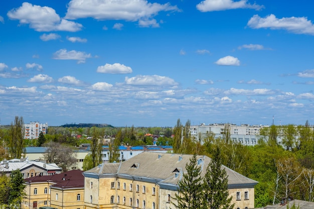 Luftaufnahme einer Stadt Kremenchug in der Ukraine