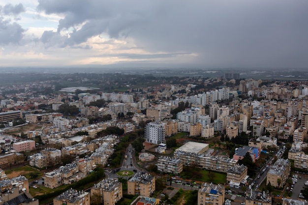 Luftaufnahme einer Wohngegend in einer Stadt Netanya Israel