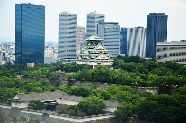 Luftaufnahme Stadtbild der Stadt Osaka in der Nähe der Burg von Osaka am 10. Juli 2015 in Osaka Japan