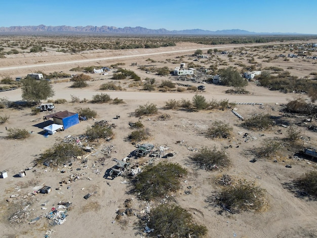 Luftaufnahme von Slab City, einer nicht rechtsfähigen Hausbesetzergemeinde in Kalifornien