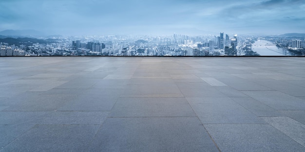 Luftaufnahmen Nachtansicht der modernen Architektur in der Stadt Fuzhou, China