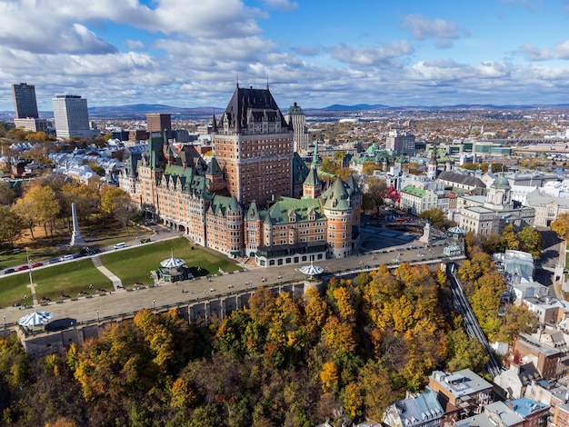 Luftbild der Altstadt von Quebec City im Herbst sonniger Tag