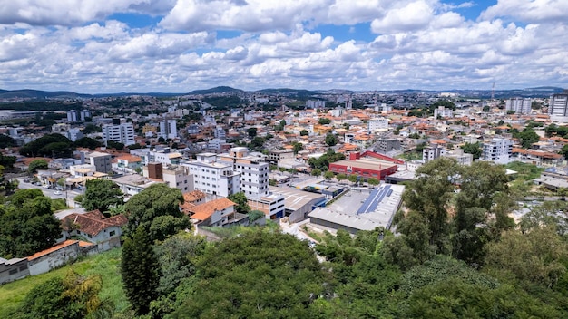 Luftbild der Stadt Betim Belo Horizonte Brasilien Hauptplatz