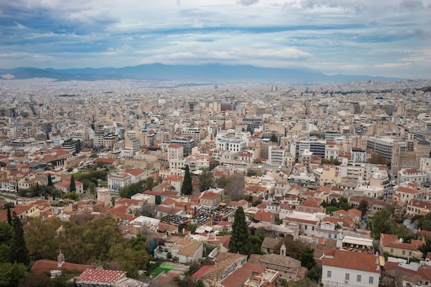 Luftbild der Stadt in Athen, Griechenland mit schönem Himmel