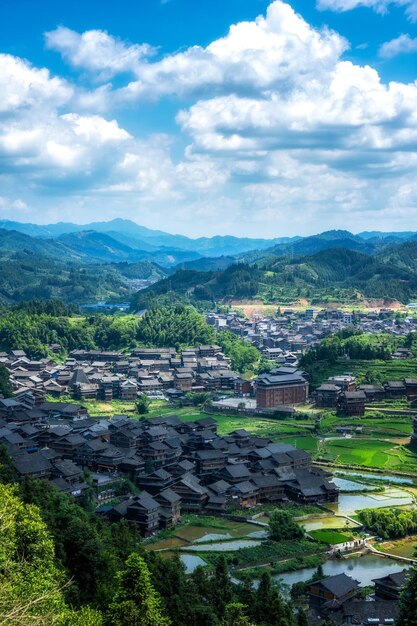 Luftbildpanorama alter Wohnstätten in Chengyang Bazhai Sanjiang