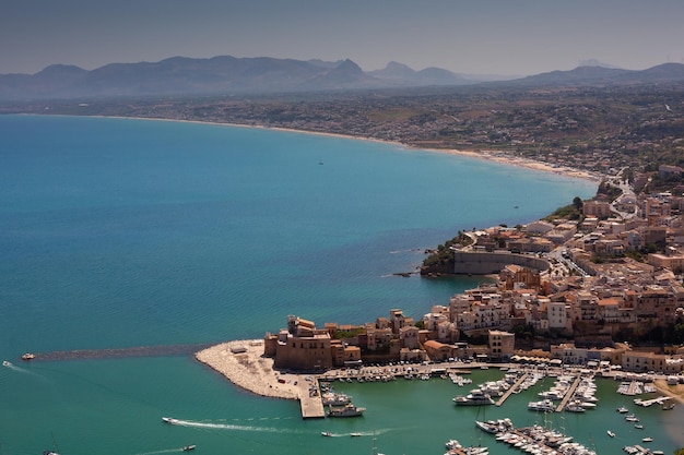 Luftfotos von Castellamare del Golfo auf Sizilien