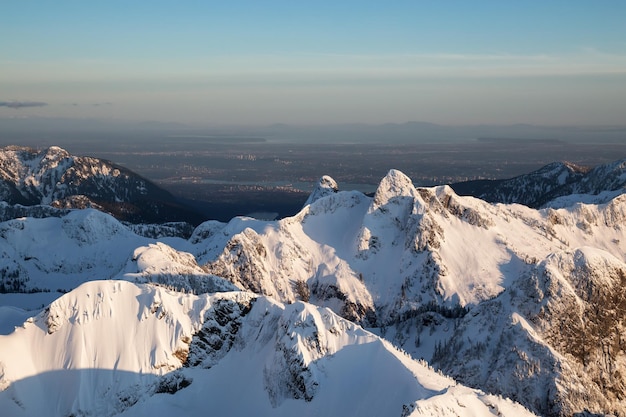 Luftlandschaftsansicht des Lions Peak