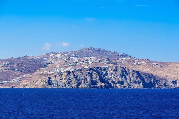Luftpanorama der Insel Mykonos. Mykonos ist eine Insel der Kykladen in Griechenland.