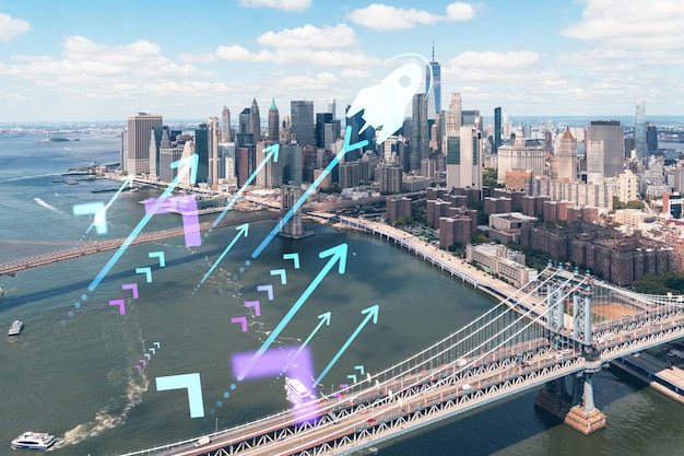 Luftpanoramablick auf die Stadt von Lower Manhattan Brooklyn- und Manhattan-Brücken über den East River New York USA Startup-Unternehmen startet Projekt zur Suche und Entwicklung eines skalierbaren Geschäftsmodell-Hologramms
