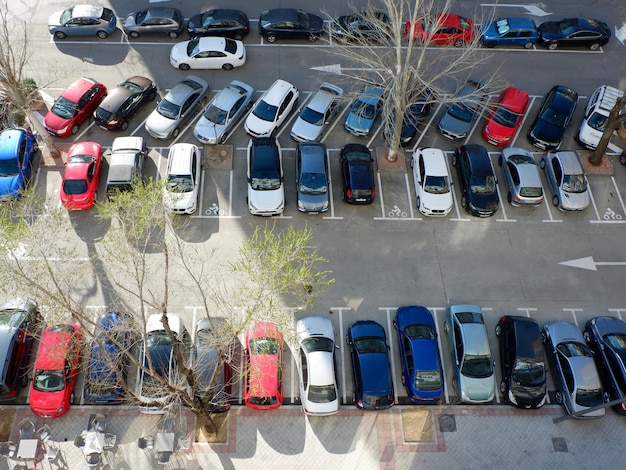 Lugar de estacionamiento con vista aérea en un territorio contiguo en una comunidad densamente poblada en el distrito de El Pilar