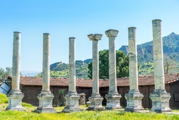 Lugar de turismo histórico antiguo Sardes en la ciudad de Manisa en Turquía