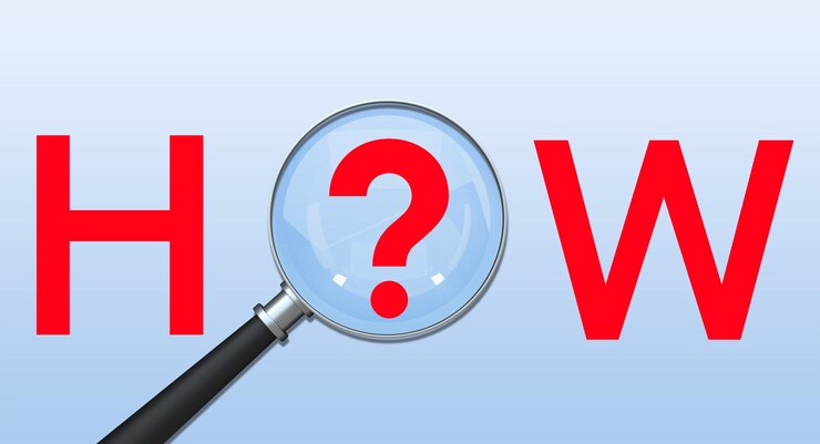 Foto una lupa con un signo de interrogación rojo
