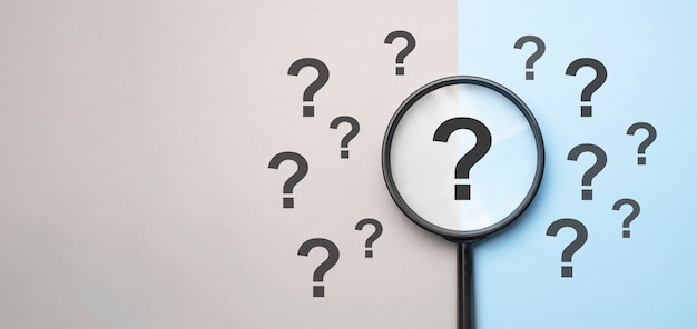 Lúpula con el símbolo del signo de interrogación