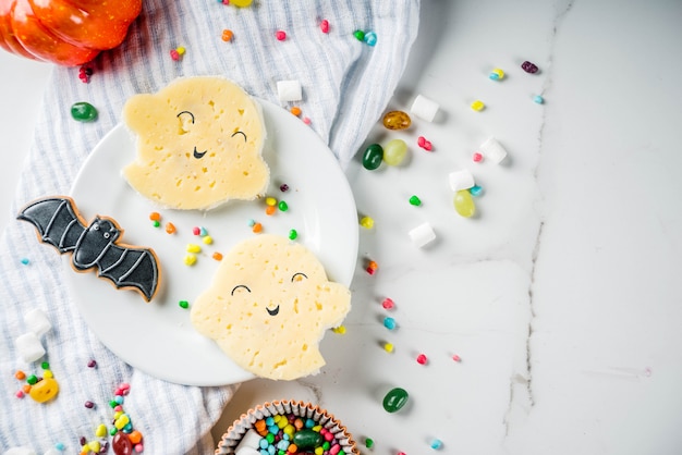 Lustige Geistersandwiche für Halloween