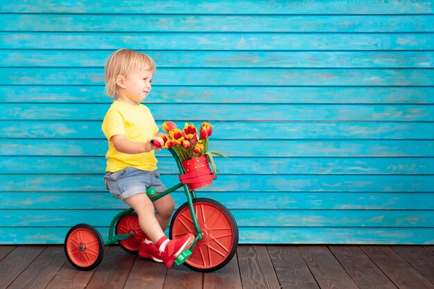 Lustiges Kinderfahrrad