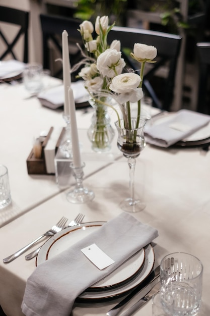 Luxo elegante arranjo de mesa de recepção de casamento peça central floral bolo de casamento