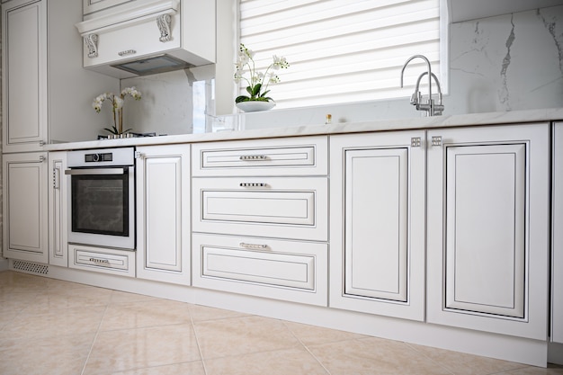 Luxus moderne klassische weiße Küche Interieur