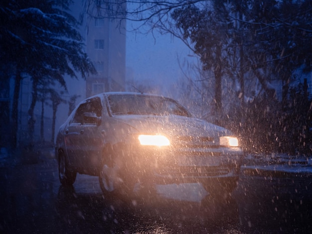 la luz del coche