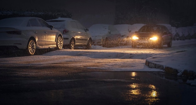 Luz do carro na nevasca