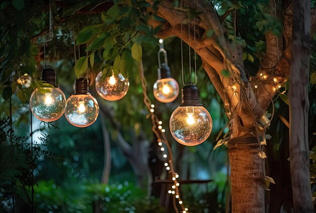 Luz de iluminación del patio trasero en las linternas eléctricas del jardín nocturno con difusor redondo