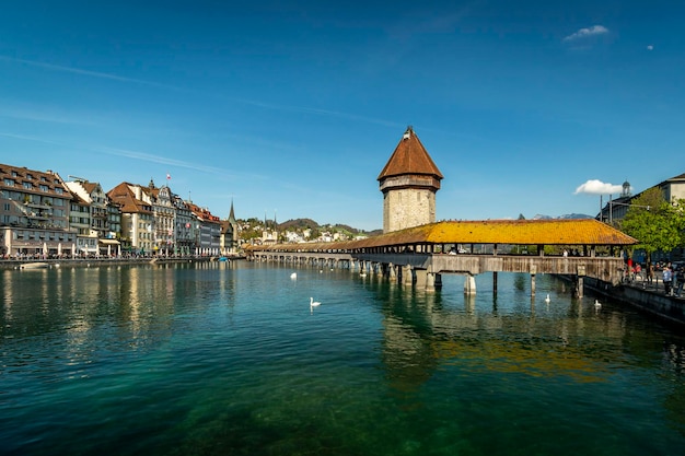 Luzern Schweiz Holzbrücke der Kapelle