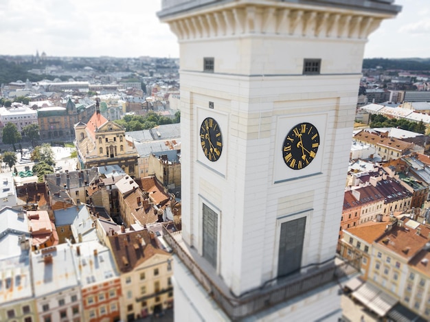 Lviv Ucrânia panorama do centro da cidade vista panorâmica da parte histórica da cidade de drone