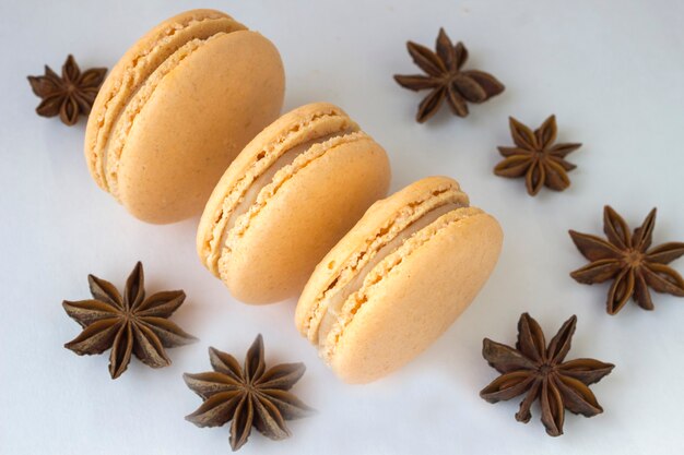 Macarons doces, especiarias anis