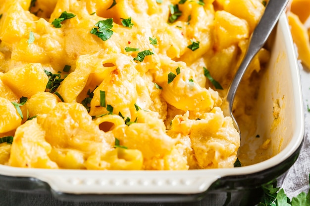 Macarrão com queijo na assadeira