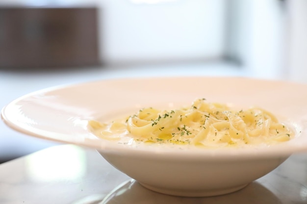 Macarrão Fettucini com queijo, comida italiana