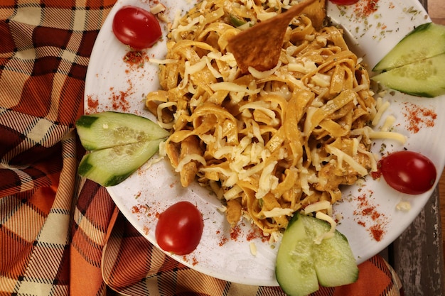 Macarrão italiano clássico apetitoso saboroso com um molho delicioso