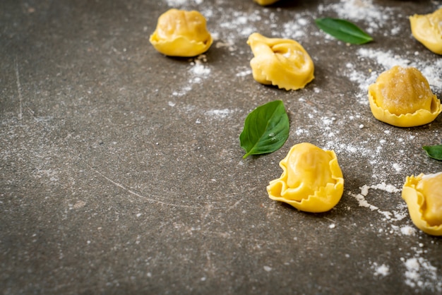 Macarrão tortellini tradicional italiano