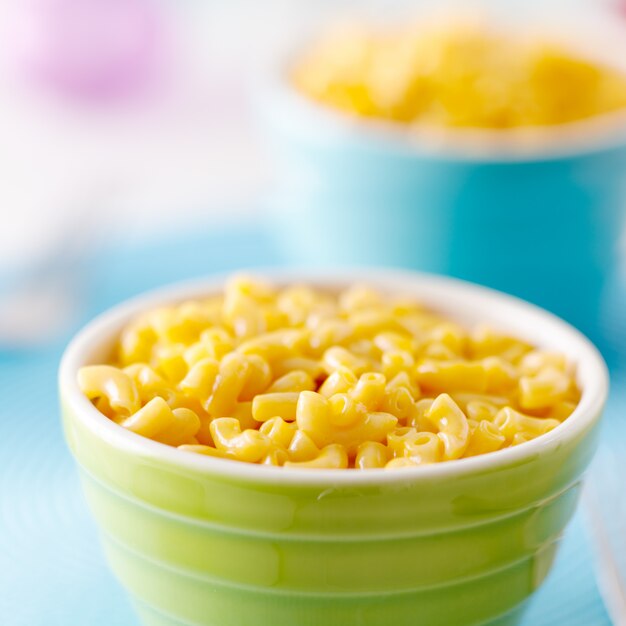 Foto macarrones con queso - comida para niños