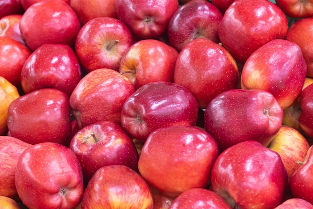 Maçãs em um supermercado