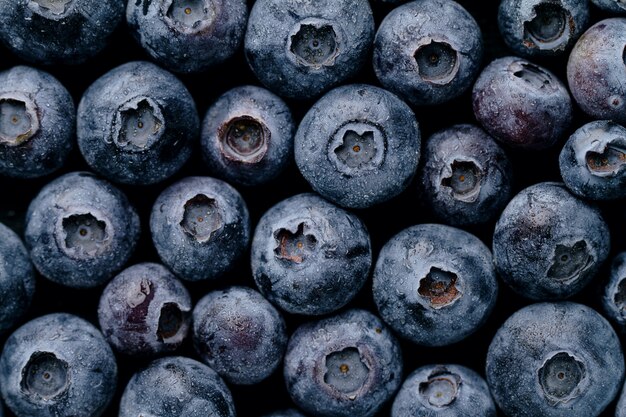 Macro Closeup de la baya de arándanos frescos y sabrosos. Comida Del Verano. Fruta De La Comida Concepto De La Vida Saludable.