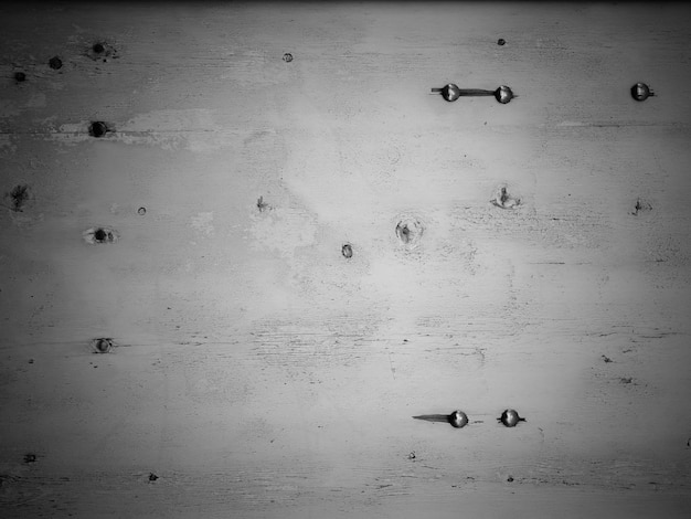 Madera gris textura fondo blanco y negro antiguo tablón de madera anudado