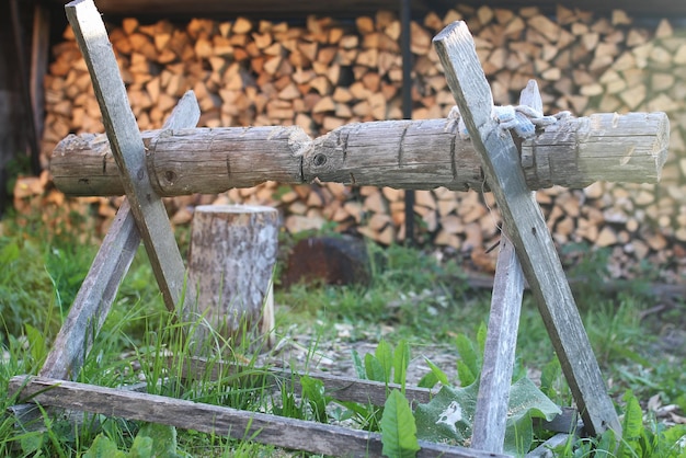 Madera en la pila de leña