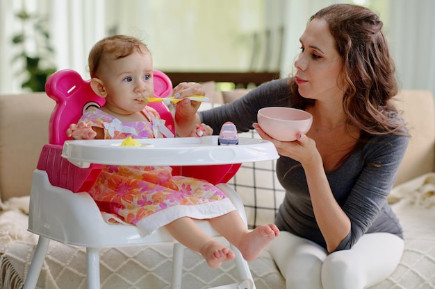 madre, alimentación, niña