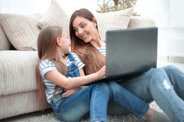 Madre e hija pasan su tiempo libre juntas