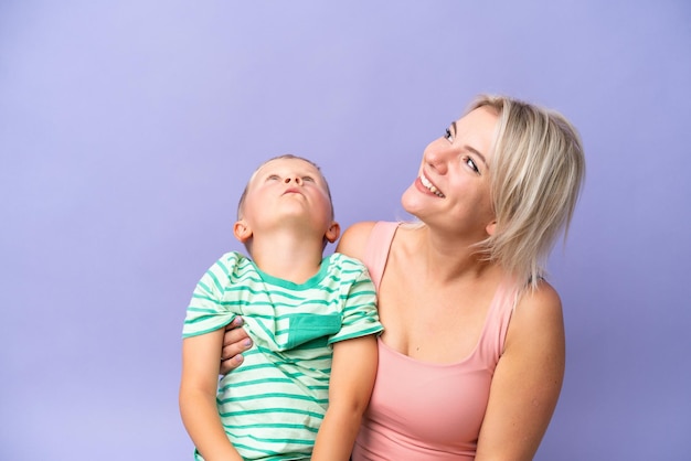 Madre e hijo sobre antecedentes aislados