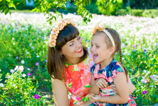 Madre y pequeña hija