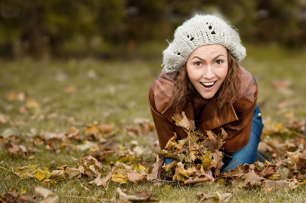 Mädchen im Herbst